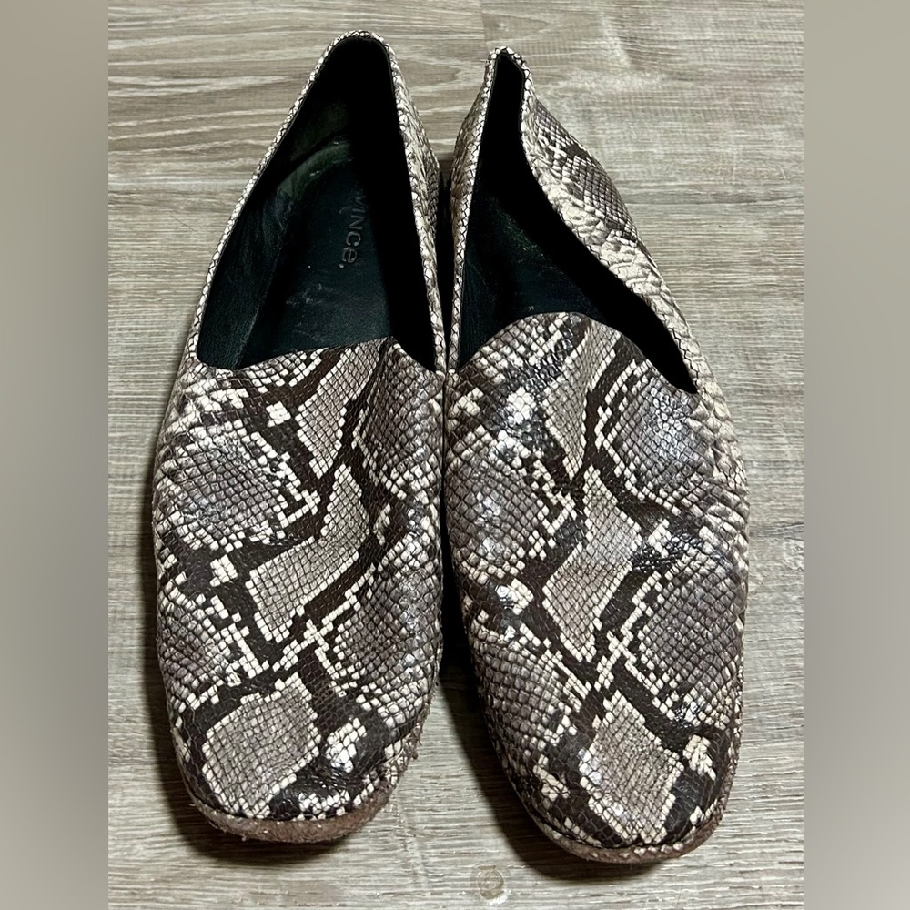 Vince Python Leather Flats Size 8 - image 5